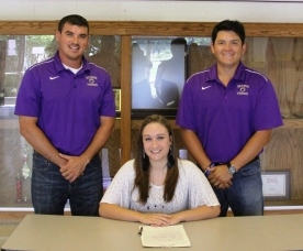 Lynsey McDaniel Inks with Bethel Netters